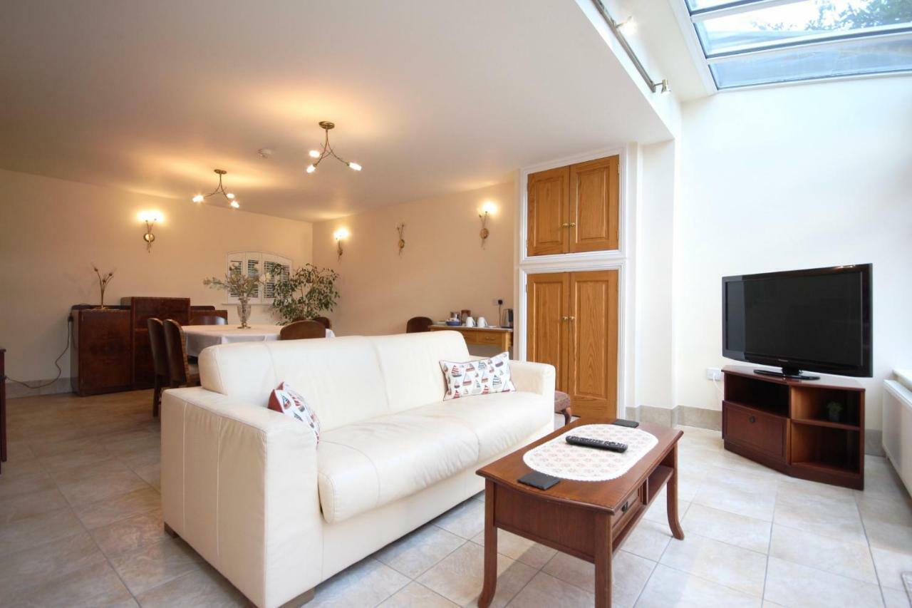 דובר Strathmore Bed & Breakfast מראה חיצוני תמונה